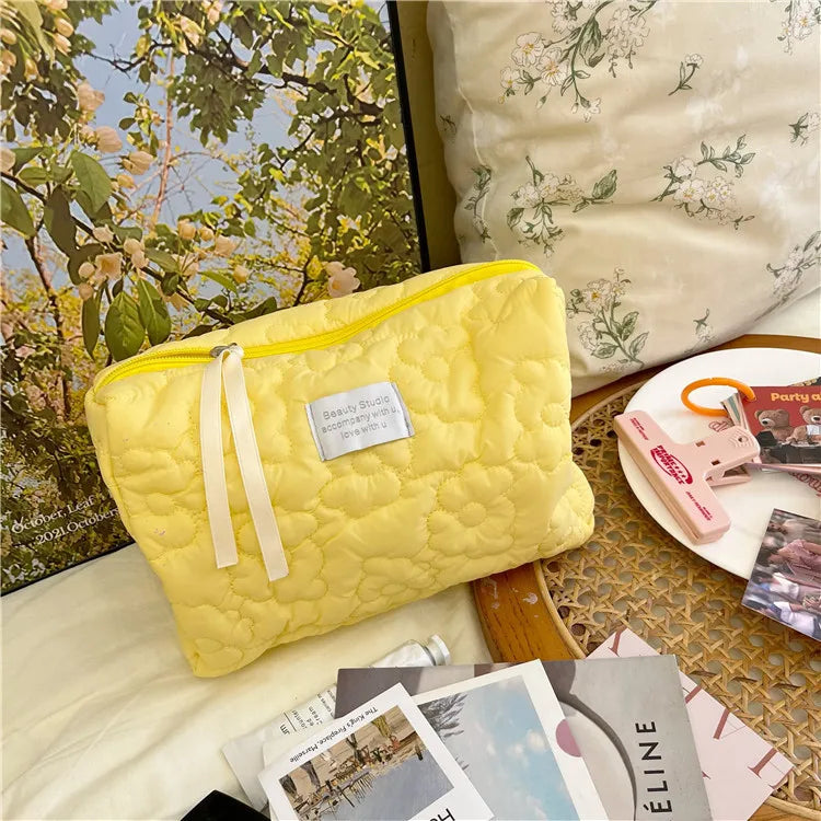 New Flower Pattern Women Makeup Bag Toiletries Cosmetic Organizer Zipper Bag Travel Wash Pouch Cosmetic Bag Female Make Up Bags